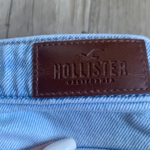 blue distressed mom jeans - Picture 5 of 5